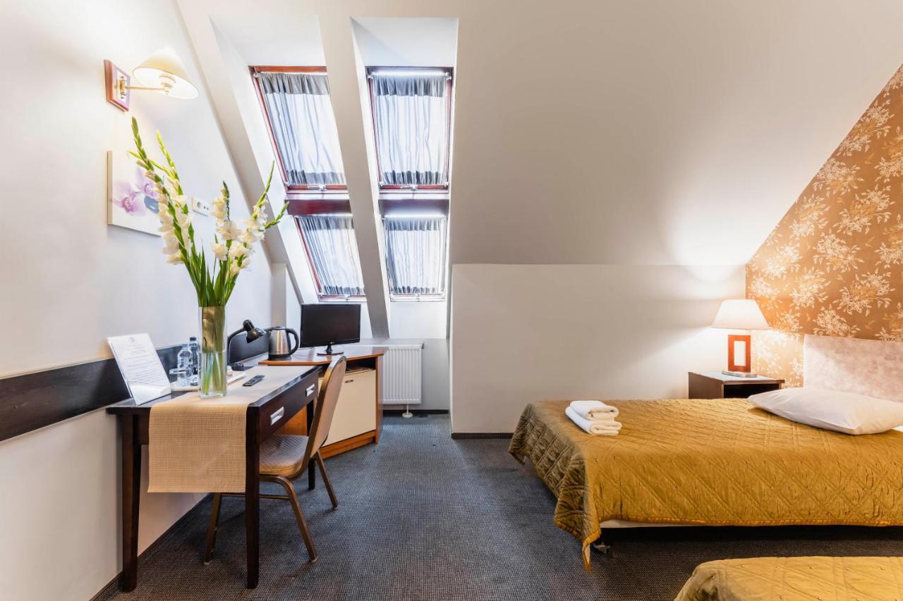 Hotel Pod Kasztanami Λούμπλιν Εξωτερικό φωτογραφία
