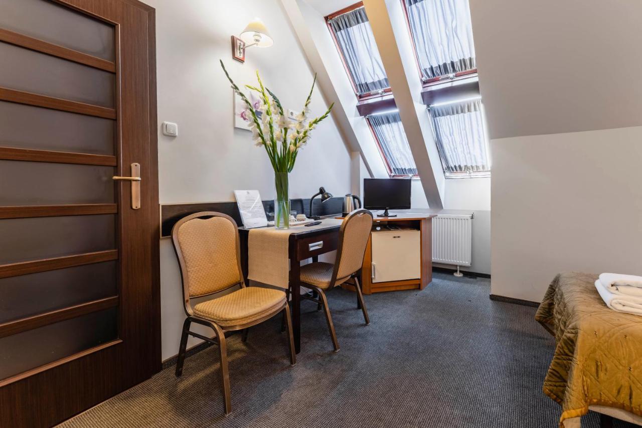 Hotel Pod Kasztanami Λούμπλιν Εξωτερικό φωτογραφία
