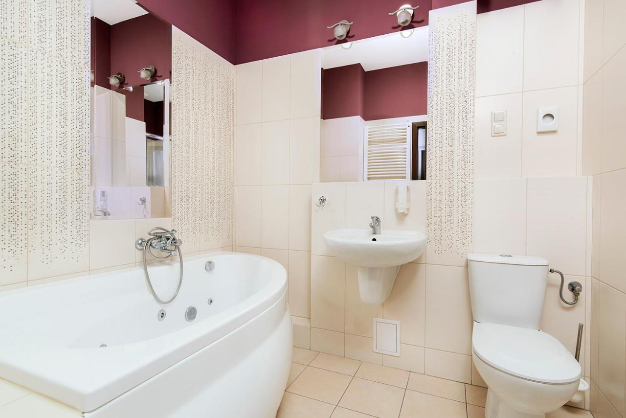 Hotel Pod Kasztanami Λούμπλιν Εξωτερικό φωτογραφία